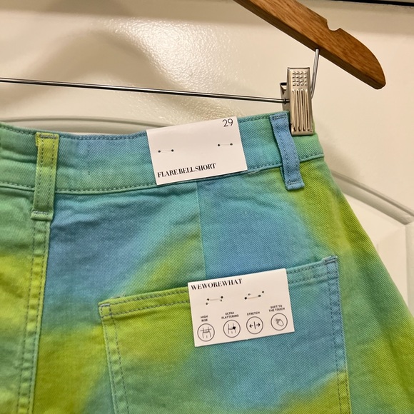 NWT We Wore What Flare Bell Tie Dye Shorts - Picture 11 of 12
